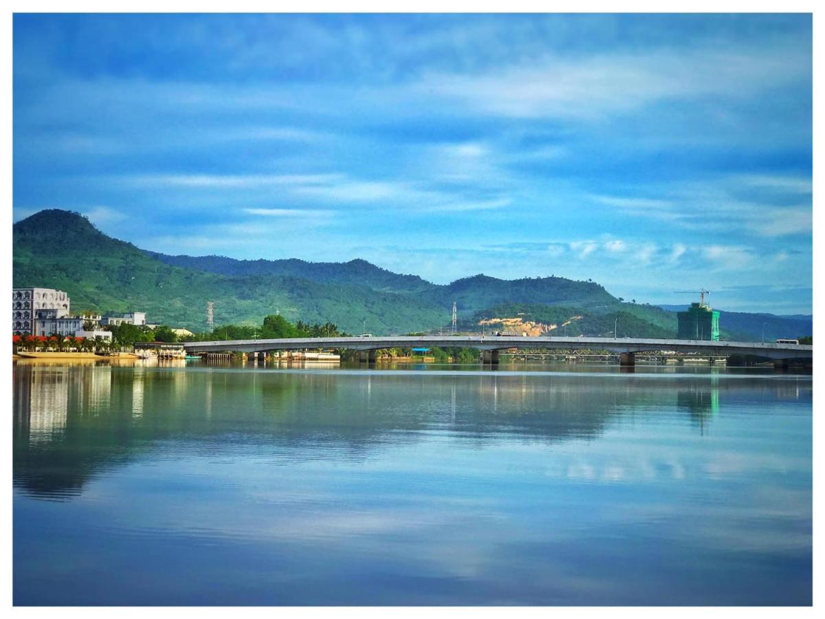 Kampot Tropical Village ภายนอก รูปภาพ